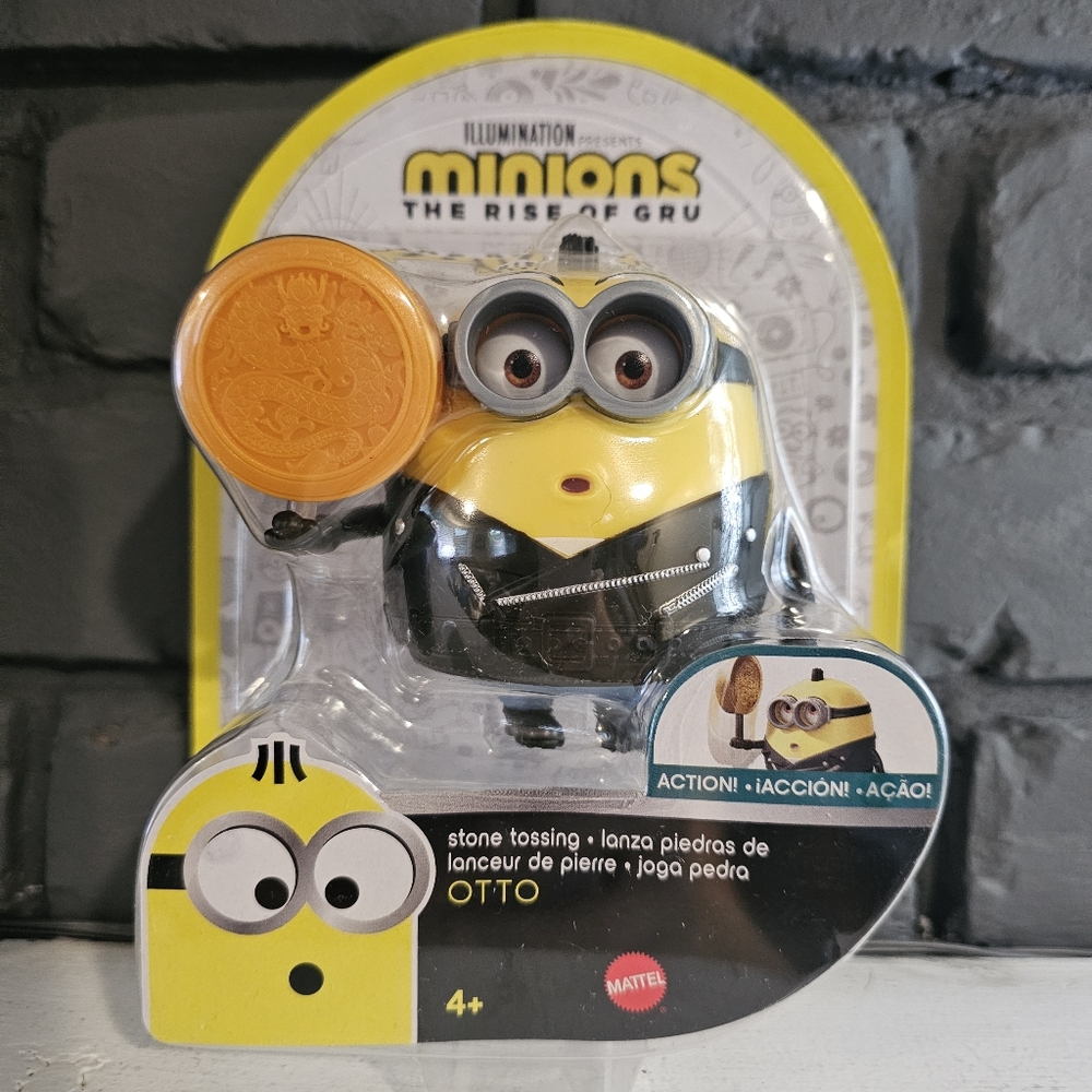 Illumination Presents Minions the Rise of Gru - Stone Tossing Otto Figure - NEW